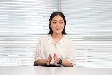 インタビューの様子