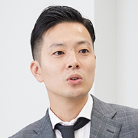山口 高弘 写真